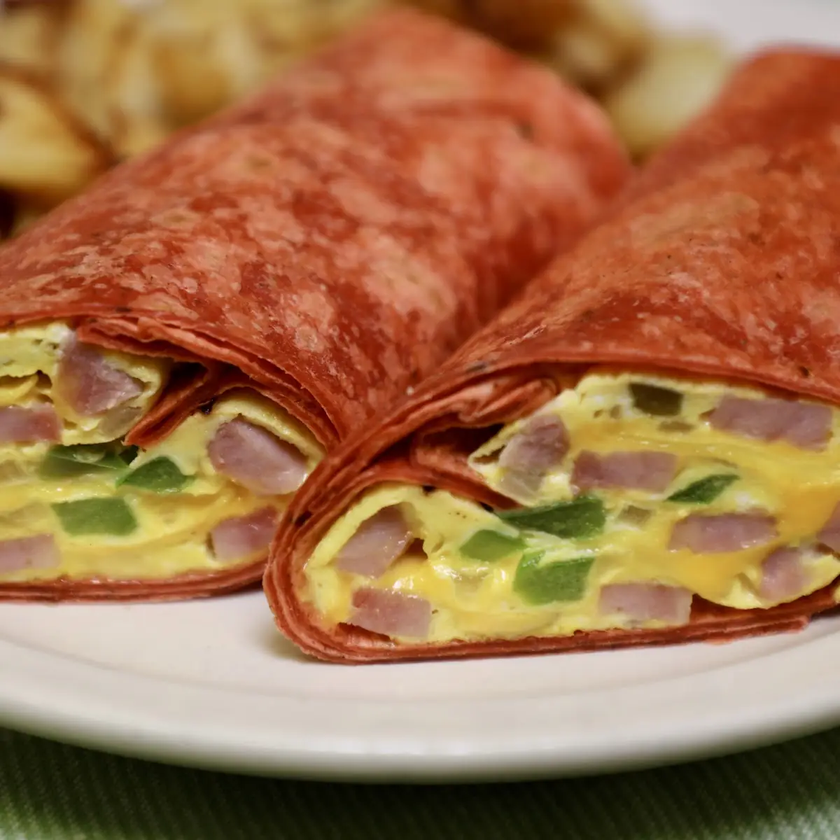 Bacon Sausage or Ham Omelette with Cheese