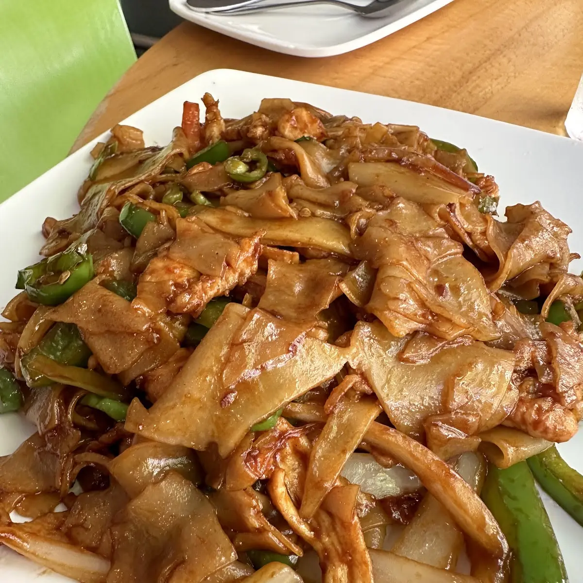Drunken Chow Fun Noodles - Vegetable