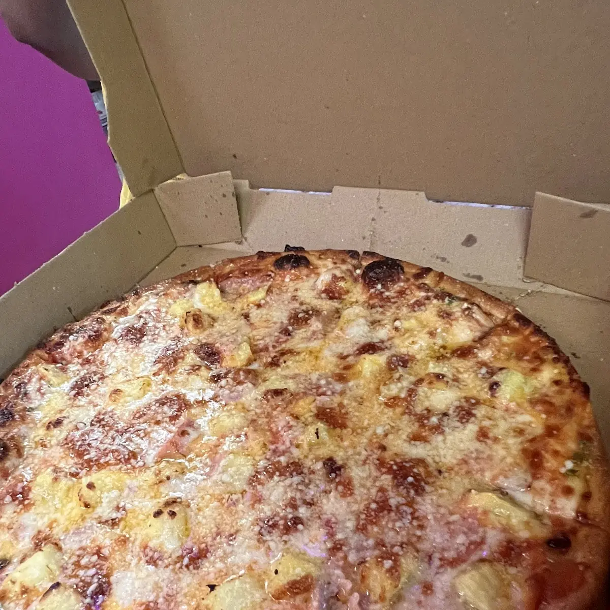 Hawaiian Pizza