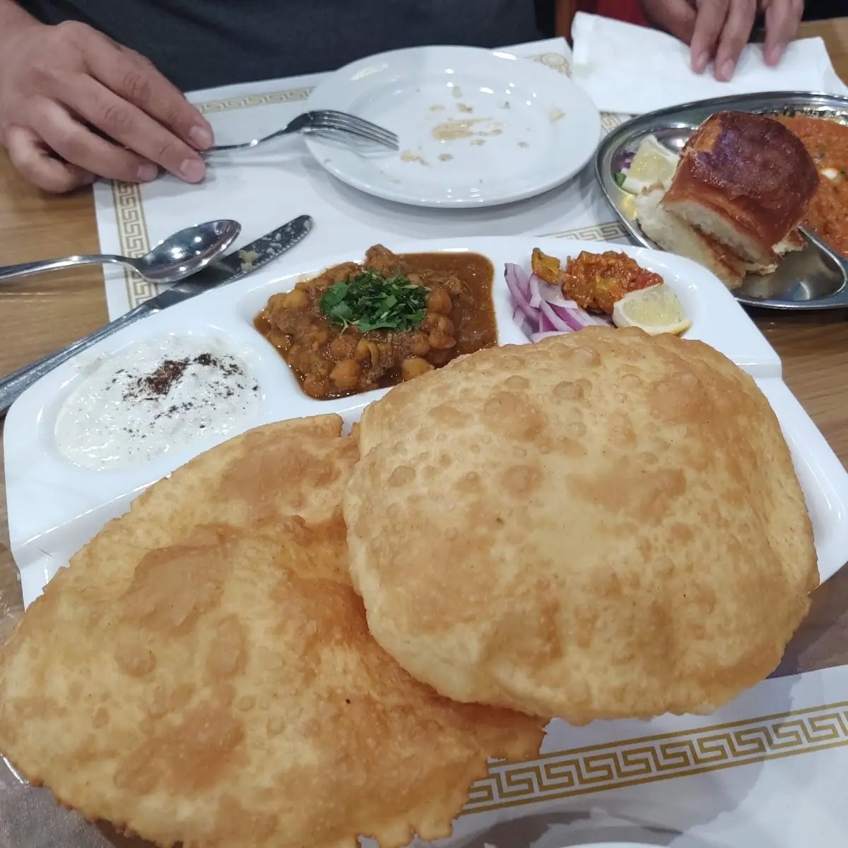 Channa Bhatura