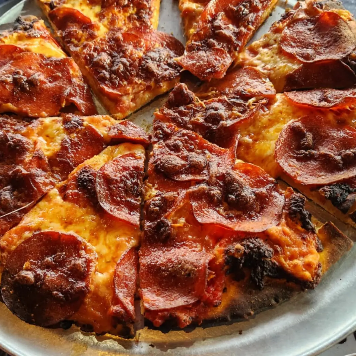7 Pepperoni Pizza