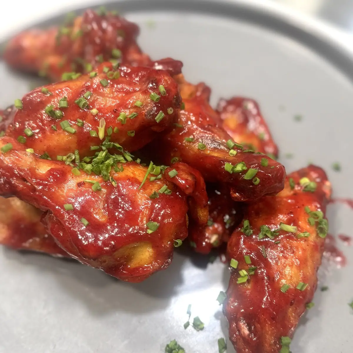 Social Sriracha Wings