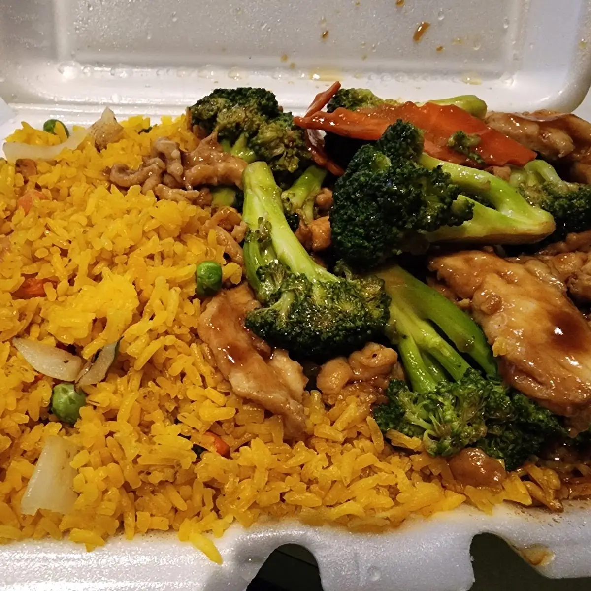 Triple Delight with Garlic Sauce