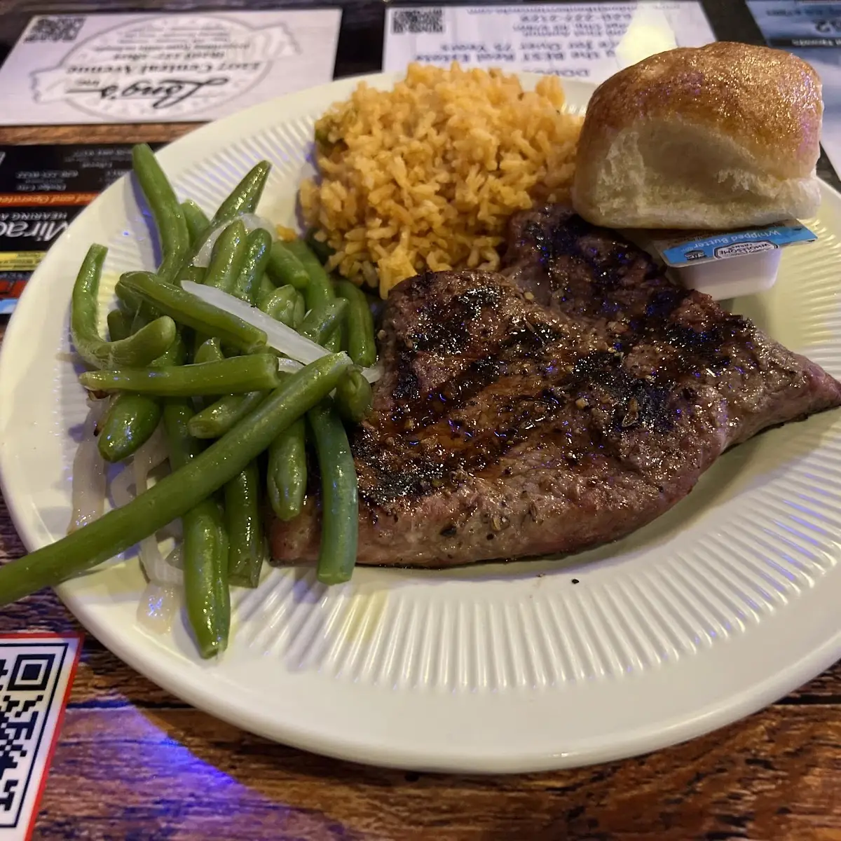 Grilled Steak with Green Beans