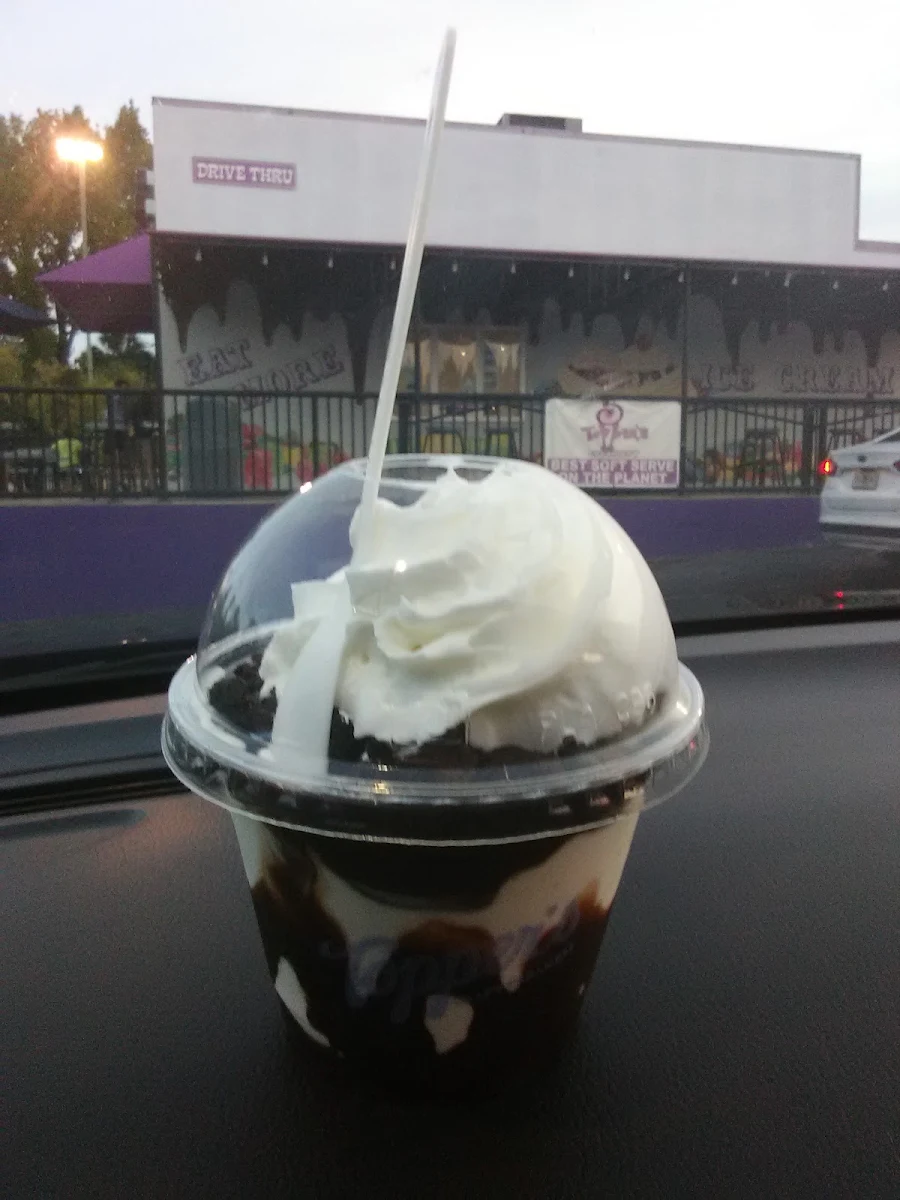 Small Fudge Brownie Sundae
