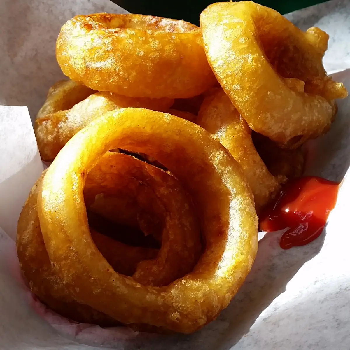 Onion Rings, Hummingbird Pub & Family Restaurant