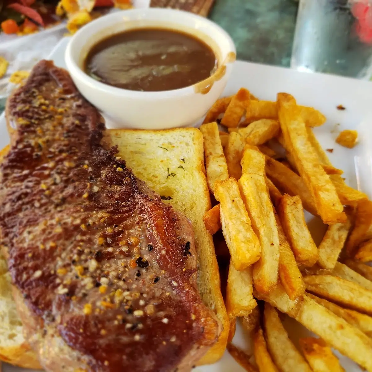 Steak Sandwich, Hummingbird Pub & Family Restaurant