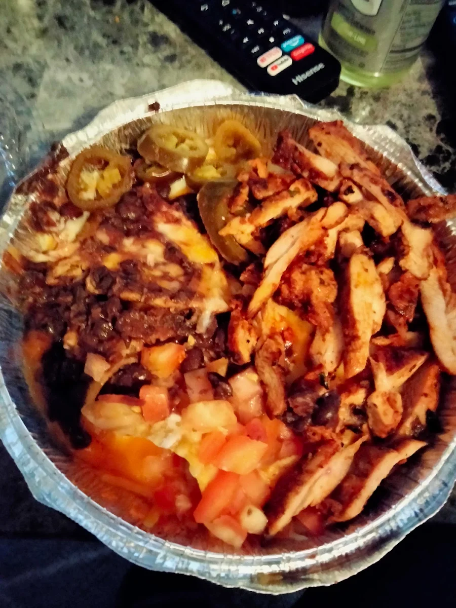 Chicken Nachos with Cheese