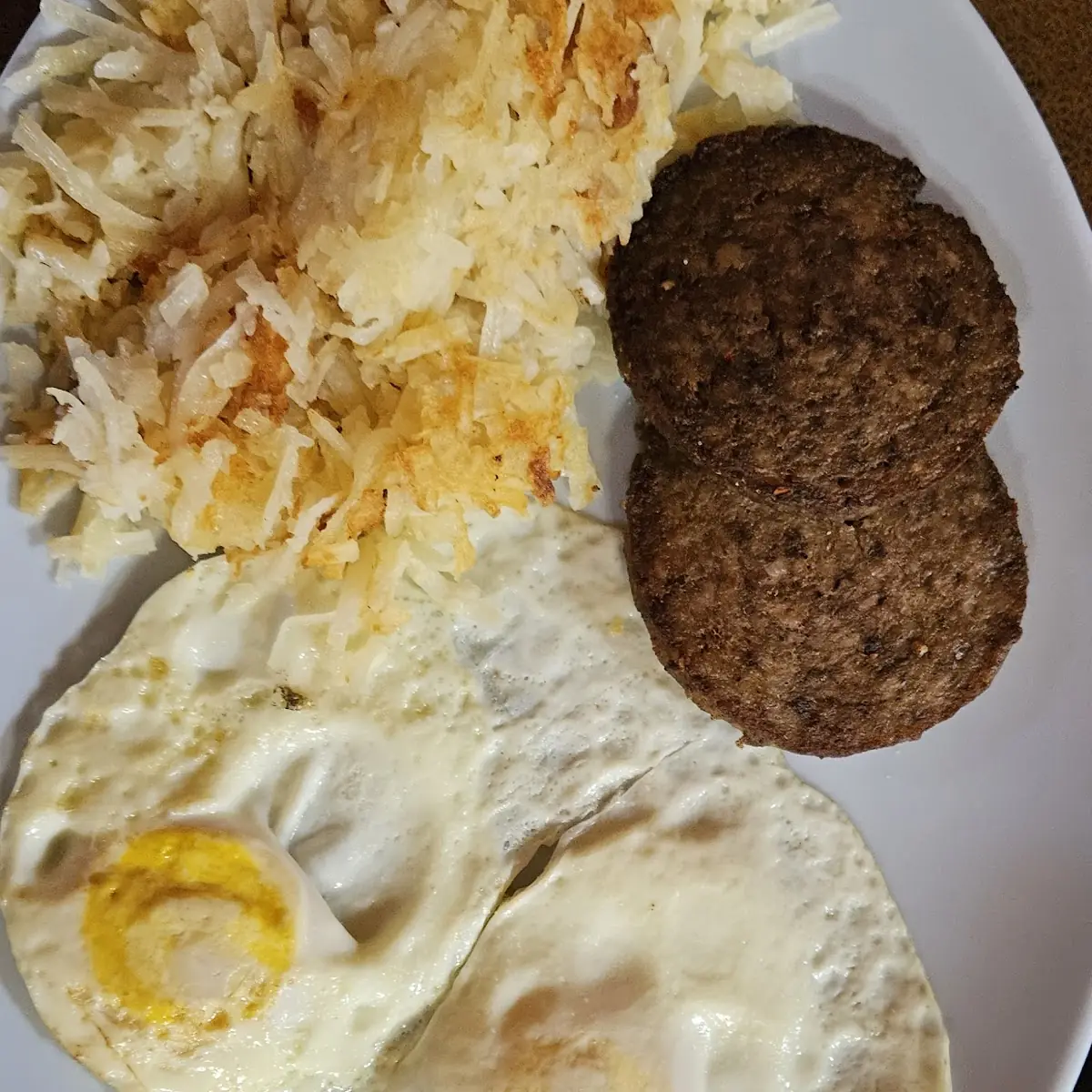 Biscuits & Gravy Egg Hash Browns and Sausage