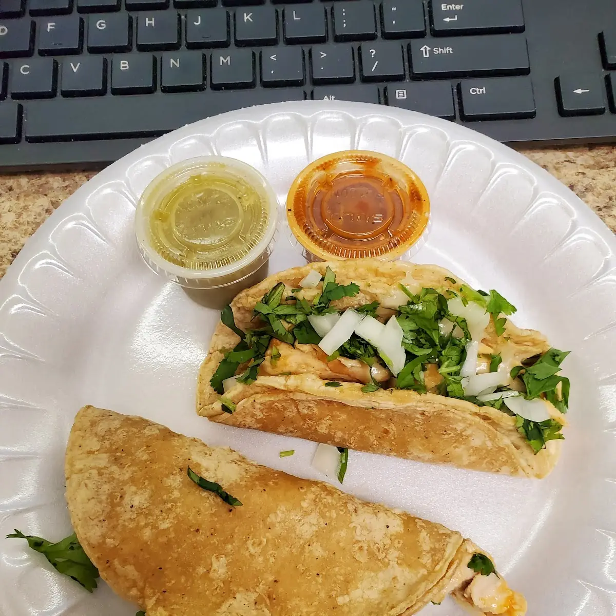 Enchilada 1 Taoc & 1 Chile Relleno