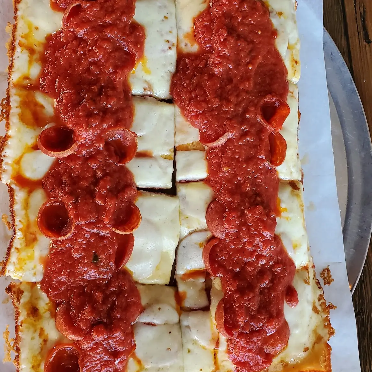 Detroit Style Deep Dish Pizza