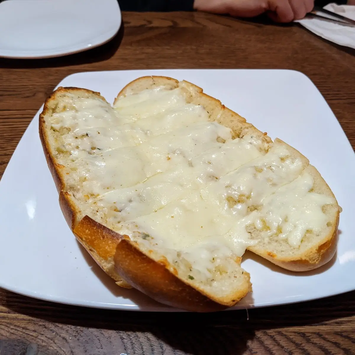 Garlic Bread with Cheese