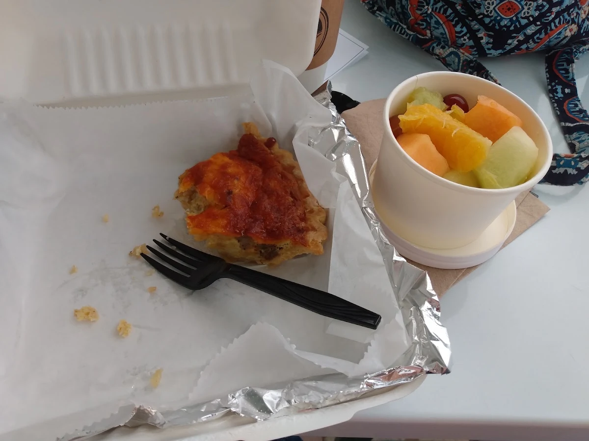 Quiche & Fruit Cup