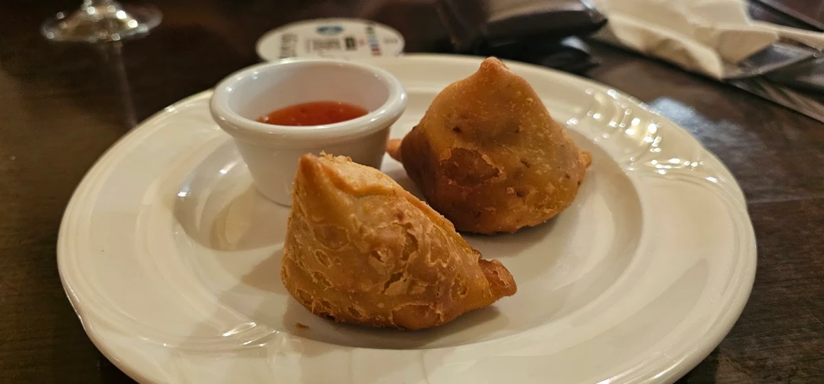 Large Samosas, The Vine Hotel