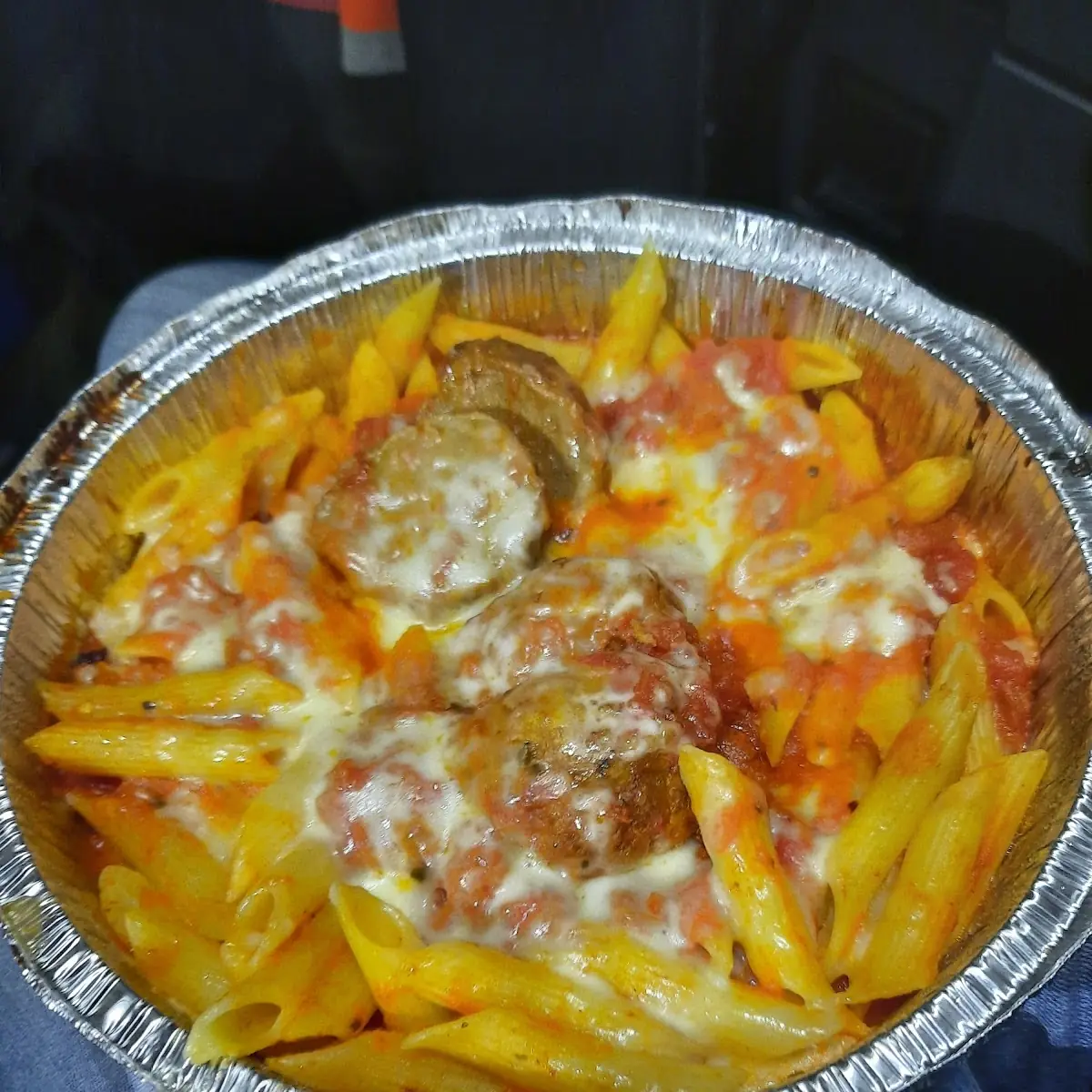 Catering Penne Pasta with Meatballs
