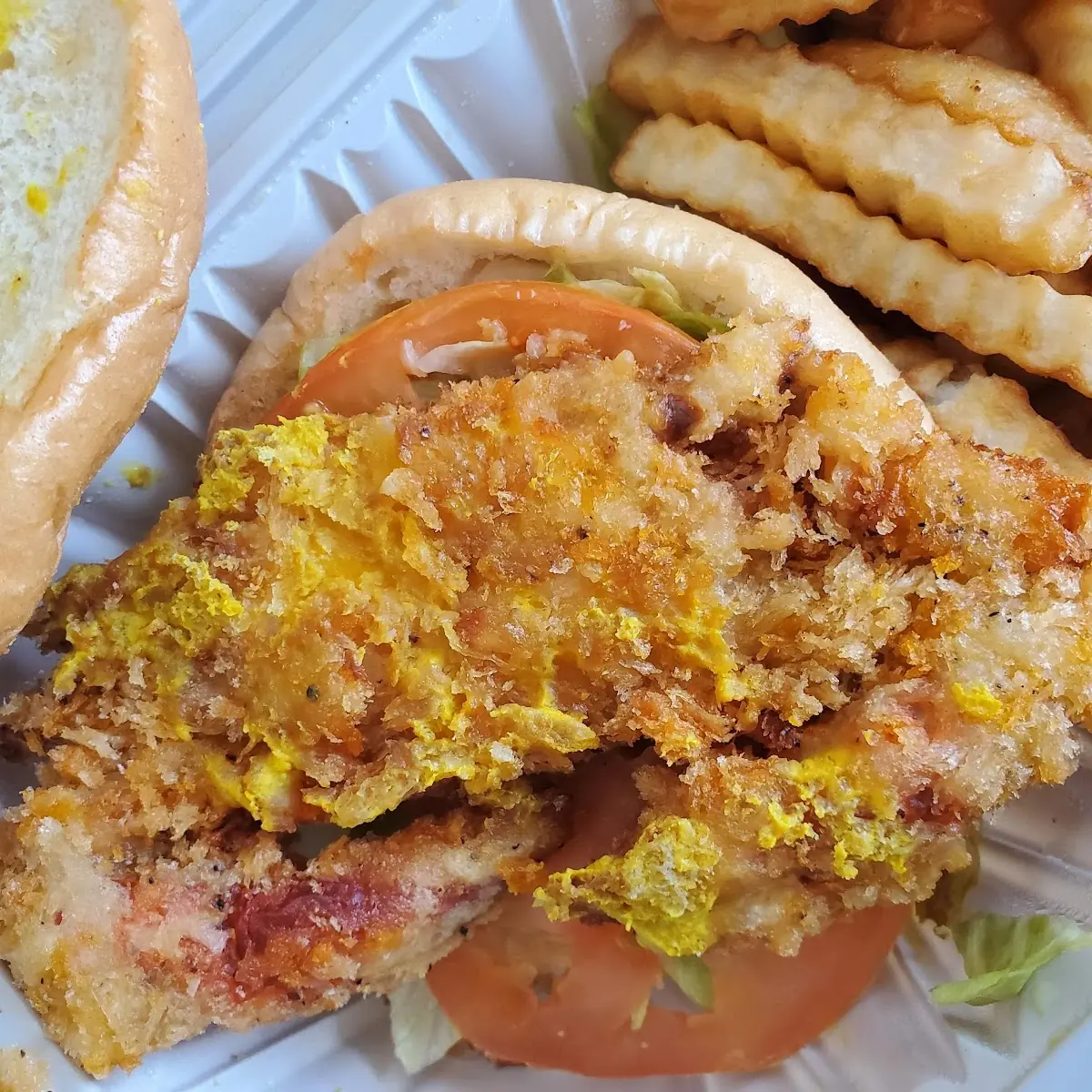 Soft Shell Crab Sandwich w Fries