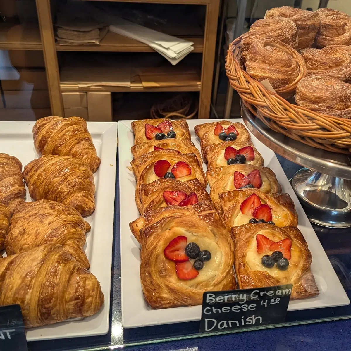 Barry Cream Cheese Danish