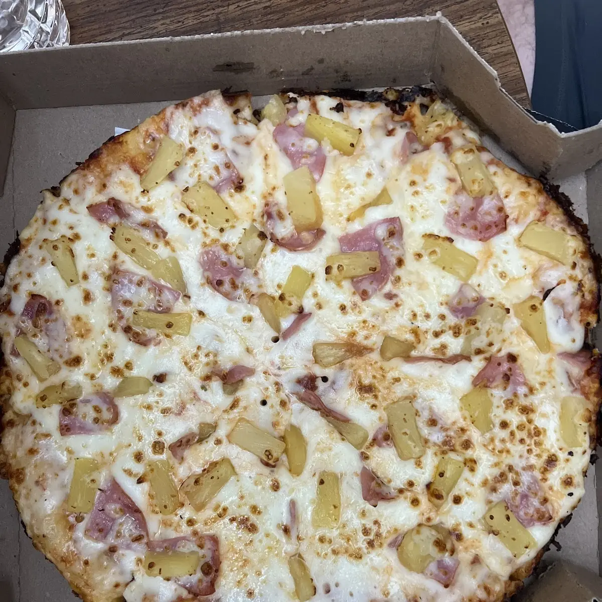 Hawaiian Pizza