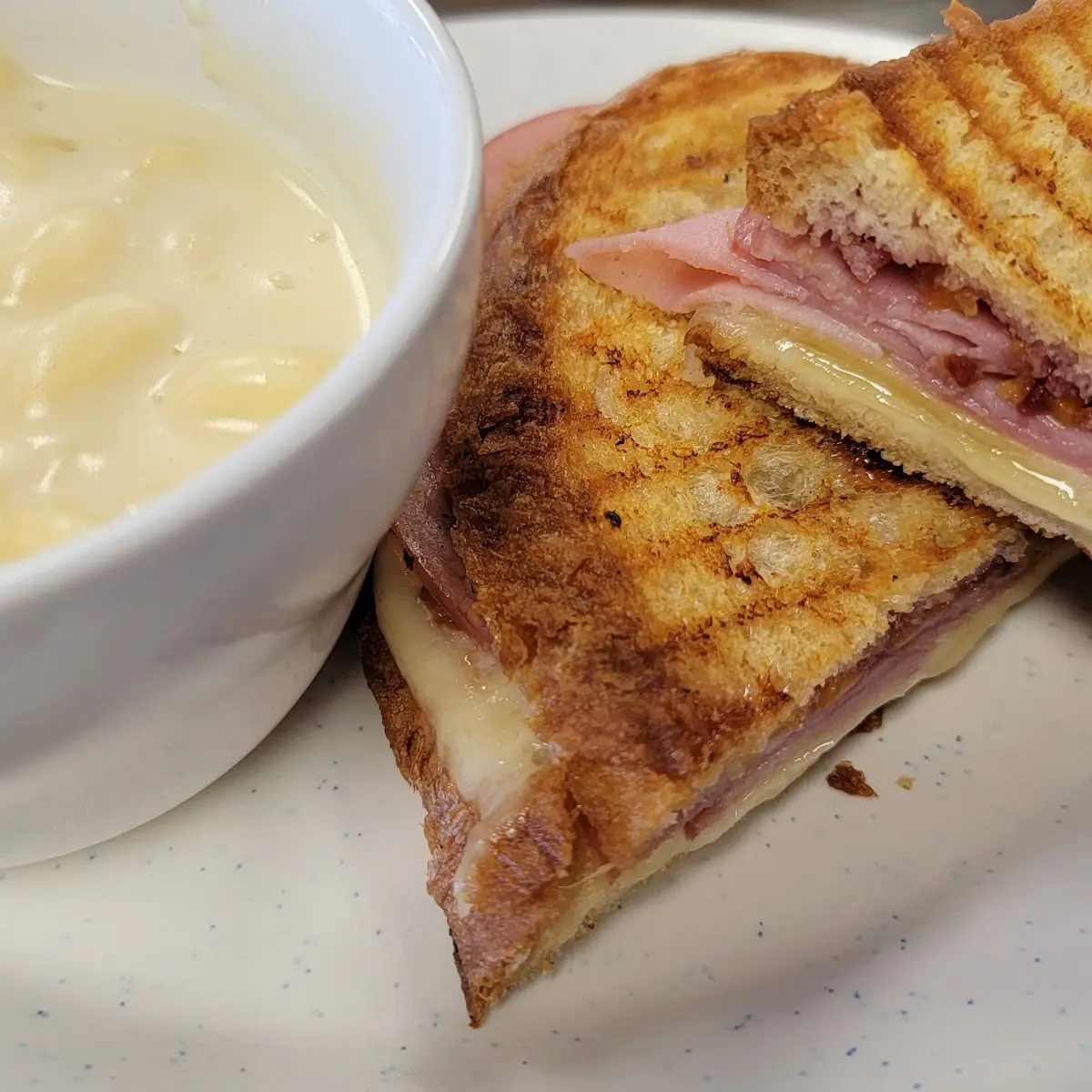 Ham It Up Panini with Mac & Cheese