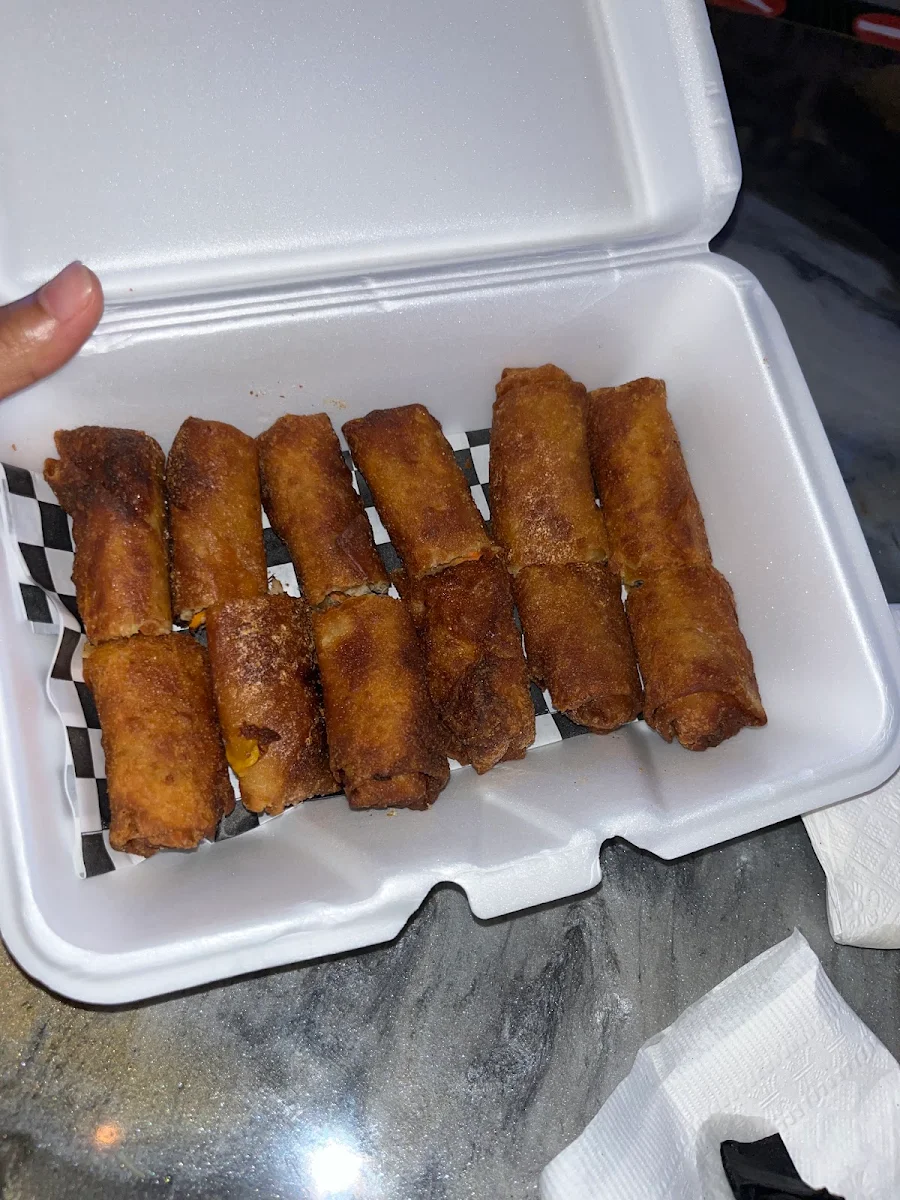 Dining Area Chinese Chicken Eggrolls