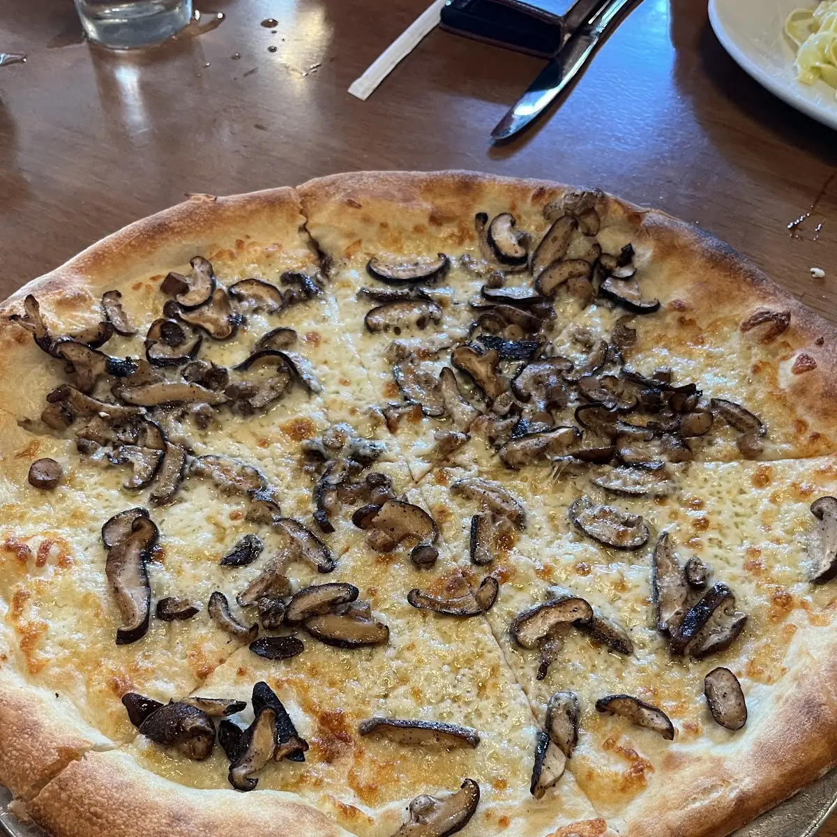 Shiitake Mushroom Pizza