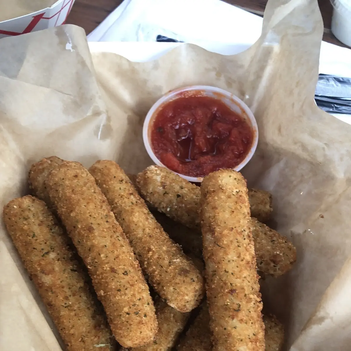 Mozzarella Sticks w Marinara Sauce