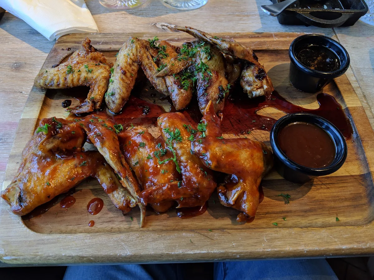 Chicken Wings, TGI Fridays Carousel