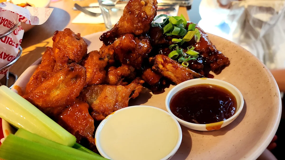 Wings Combo, TGI Fridays Carousel