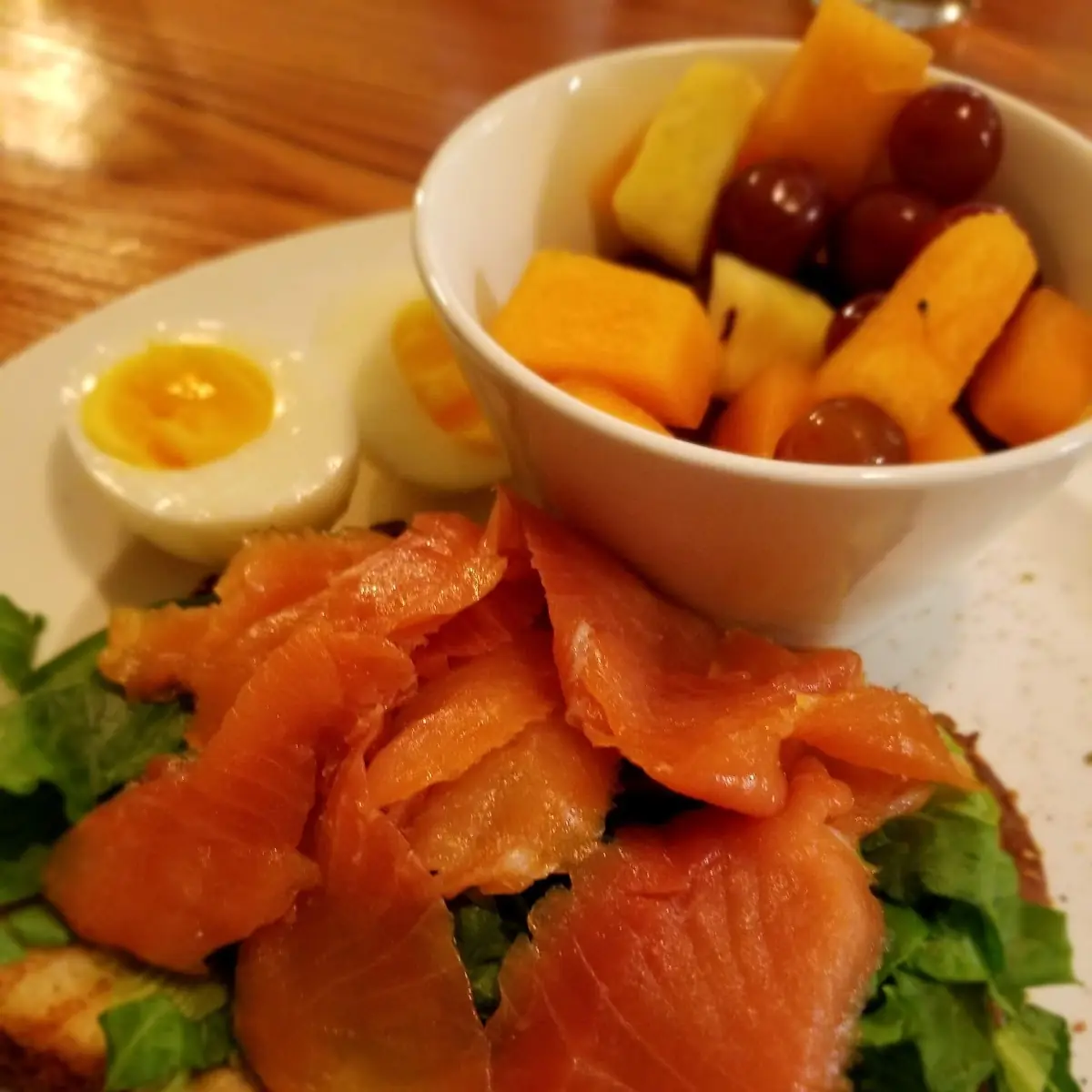 Avocado Toast w Smoked Salmon