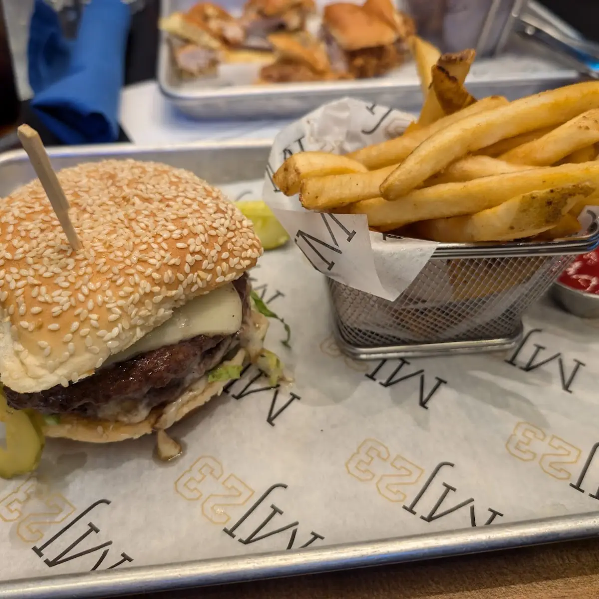 Big Mike Burger 23