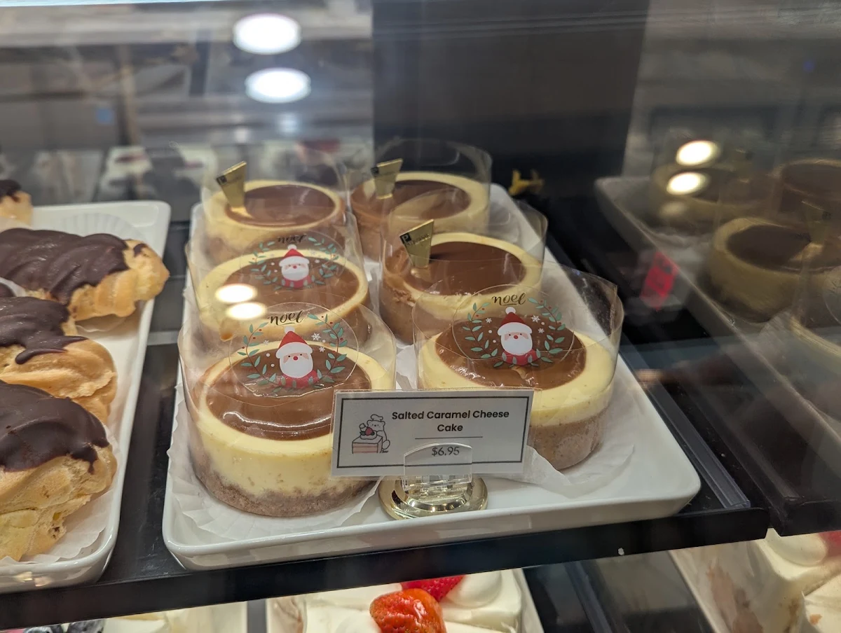 Salted Caramel Cheese Cake