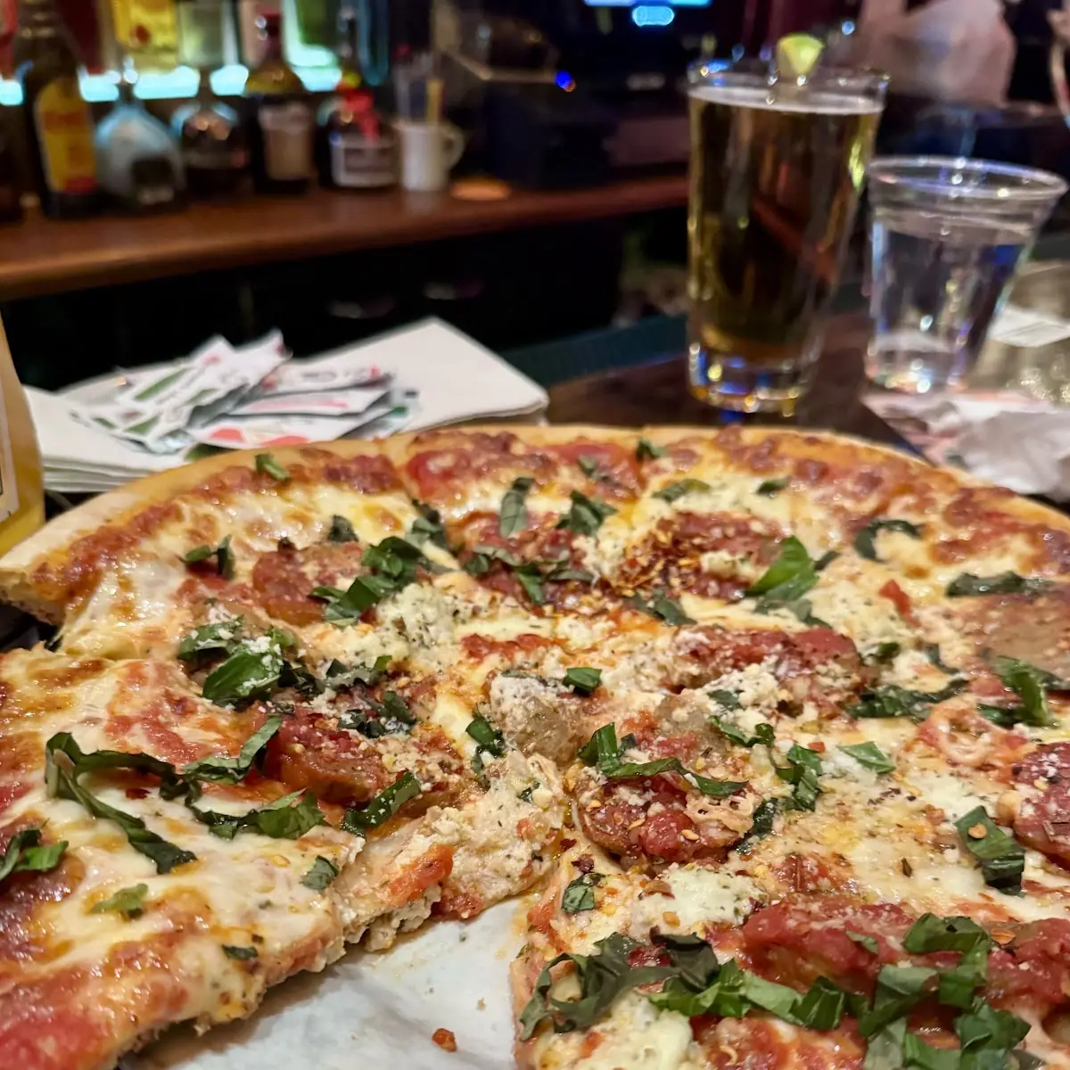 Cleos White Pizza