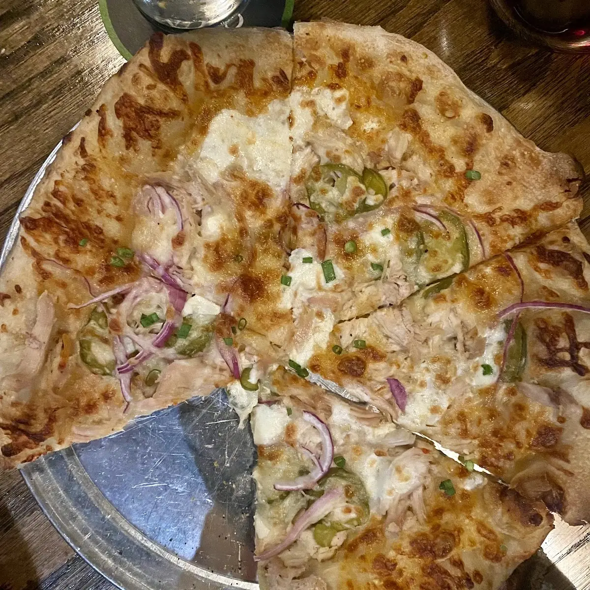 White BBQ Pizza