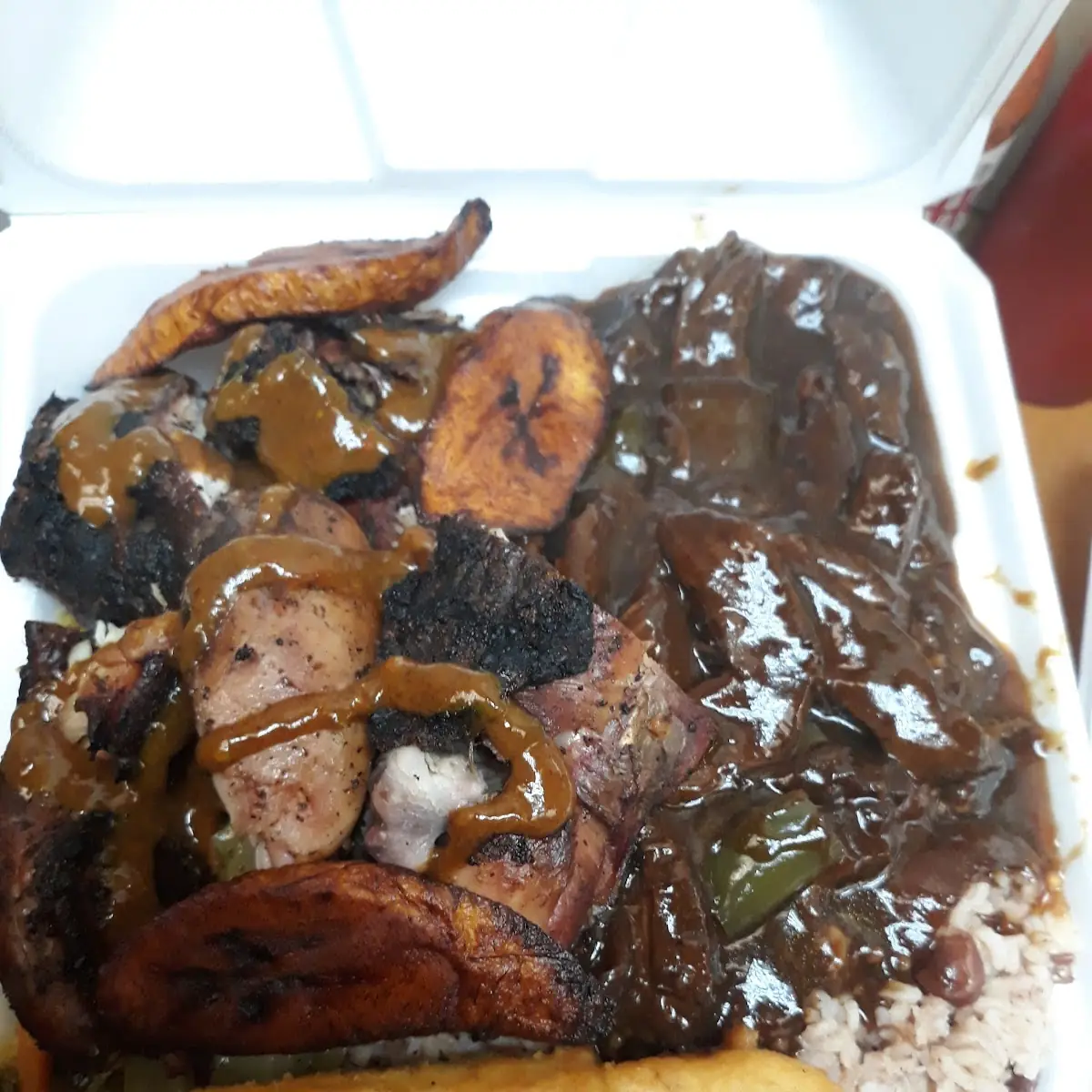 Combo Platter Jerk Chicken Rice&Peas Planting Mix Vegetables Fried Dumpling and Pepper Steak