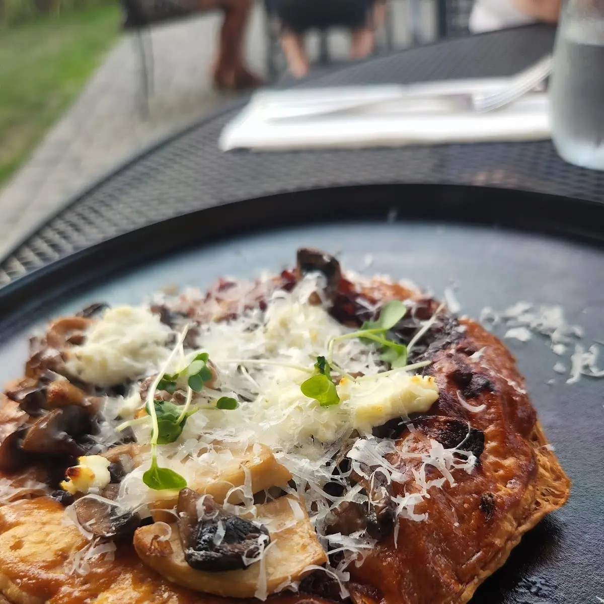 Mushroom Pizza