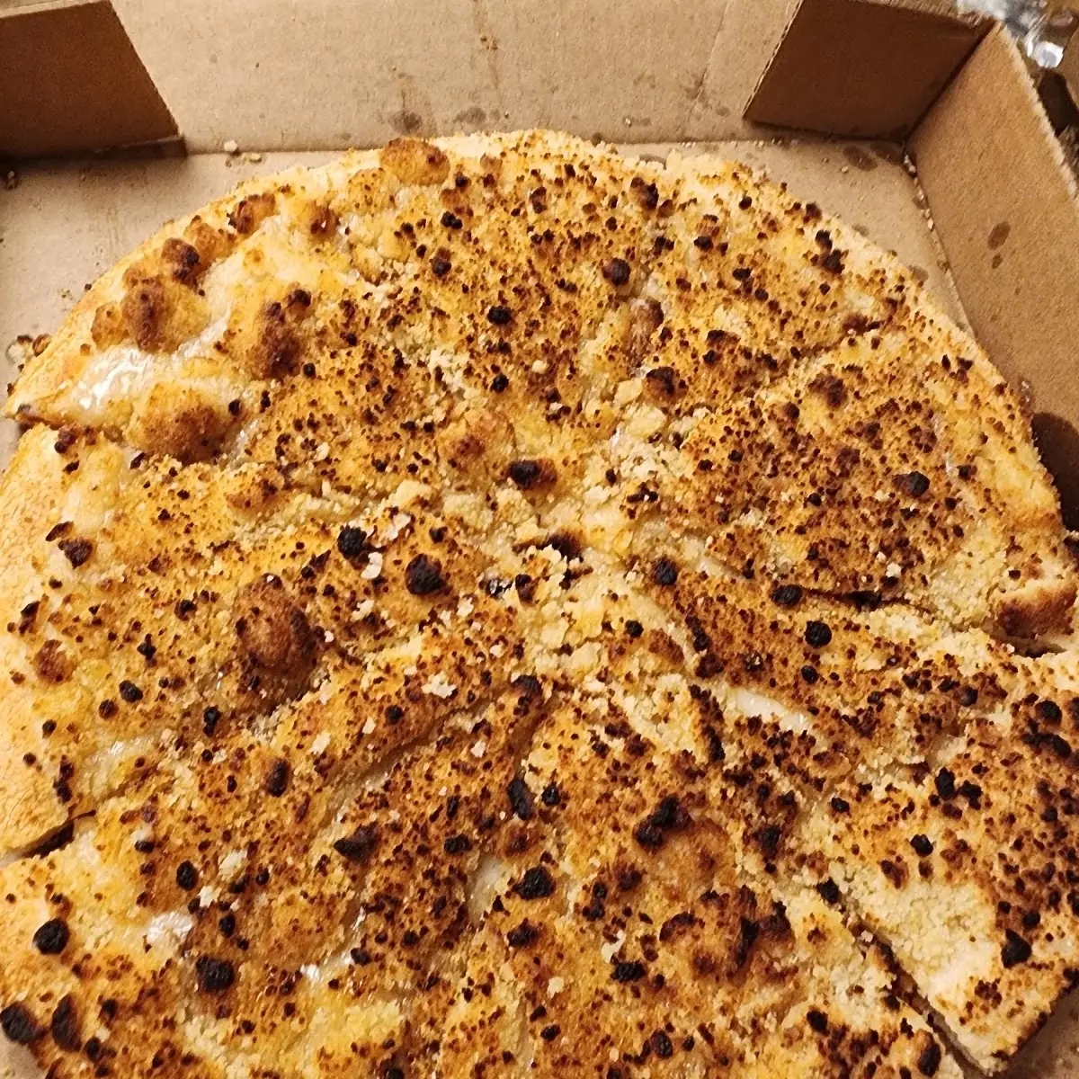 Vanilla Creme Crumble Dessert Pizza