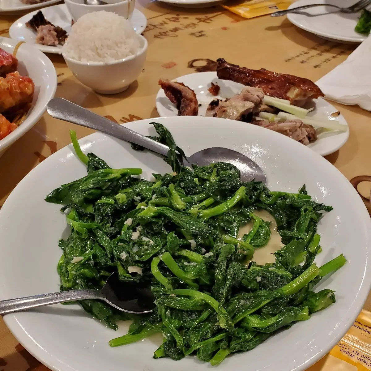 Snow Pea Leaves