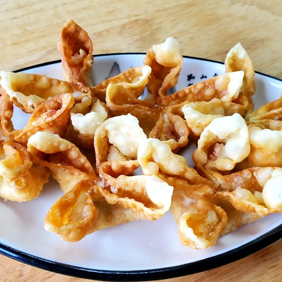 Cream Cheese Wontons 6