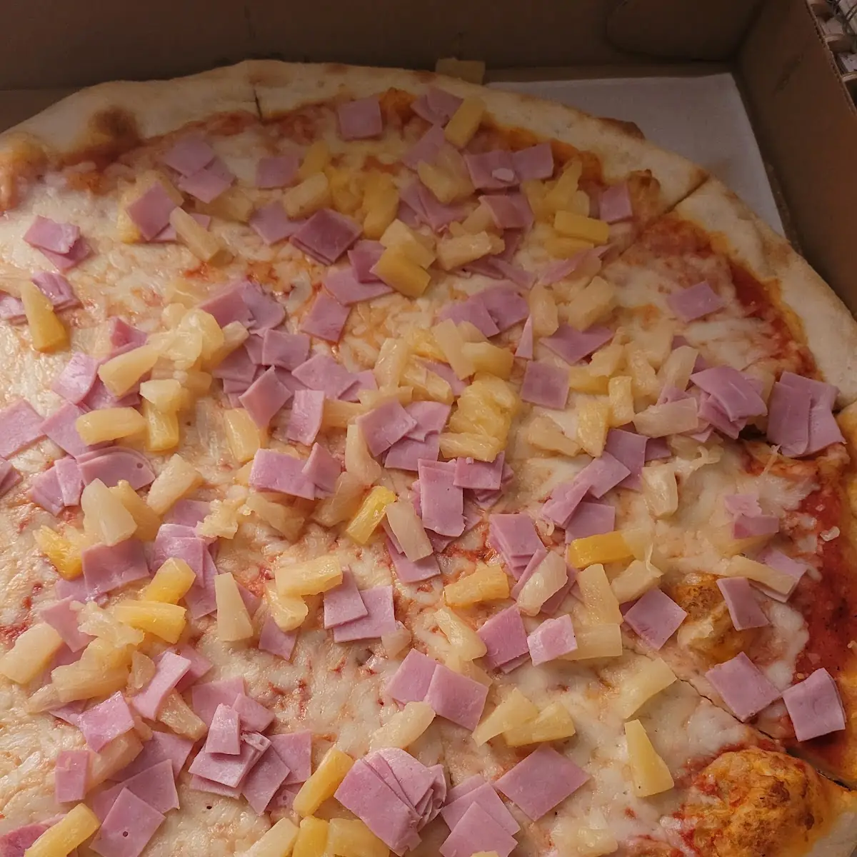 Hawaiian Pizza
