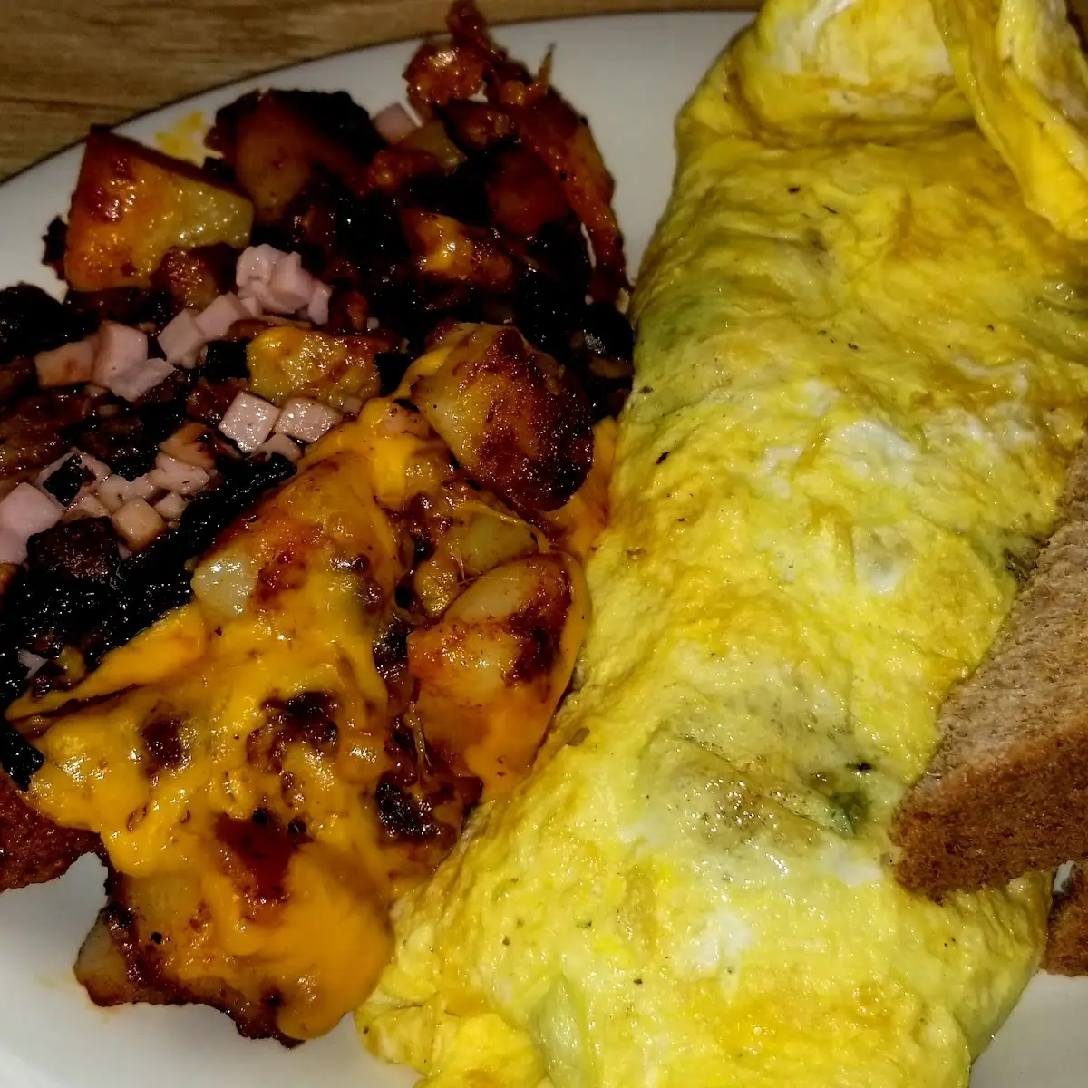 Smoked Sausage N' Eggs