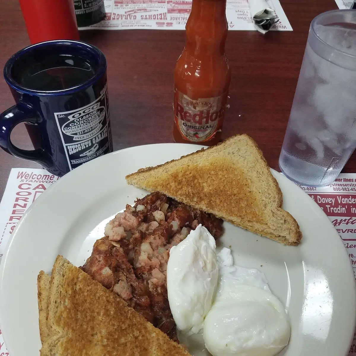 Corned Beef Hash w 2 Eggs & Toast