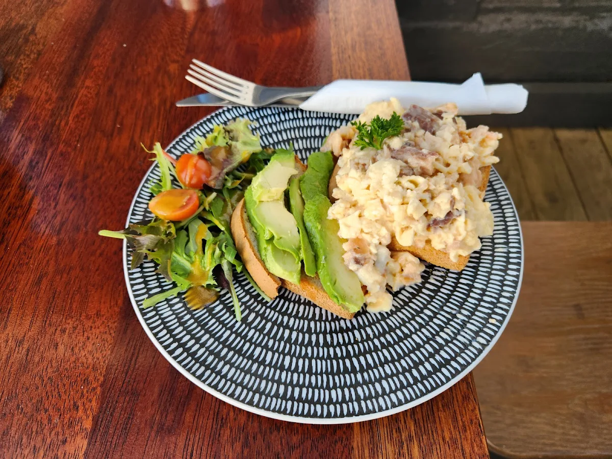 Scrambled Eggs & Smoked Salmon, Dixie Blue