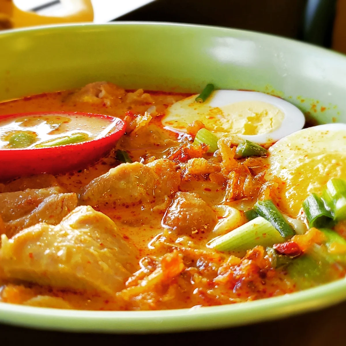 Thom Kha Chicken Ramen Bowl
