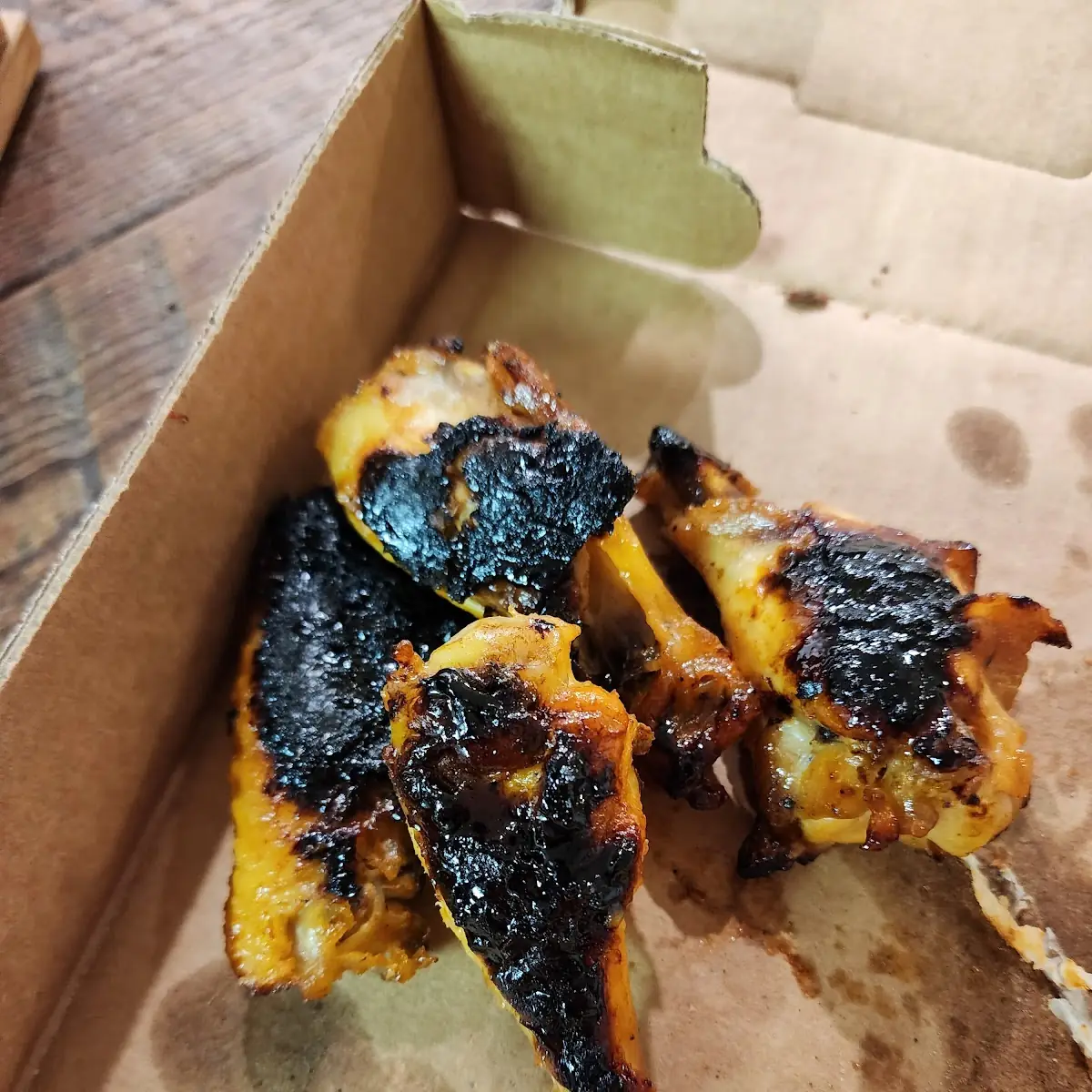 Sriracha Honey Chicken Wings