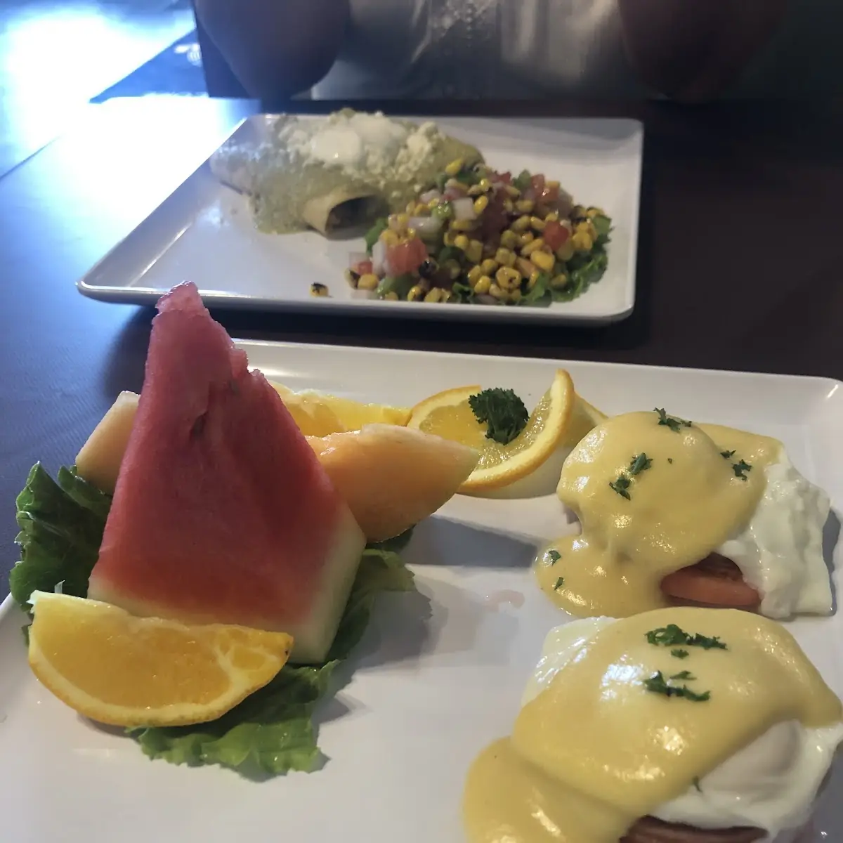 Eggs Benedict with Fresh Fruit Slices