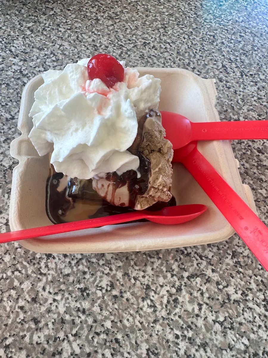 Brownie Sundae