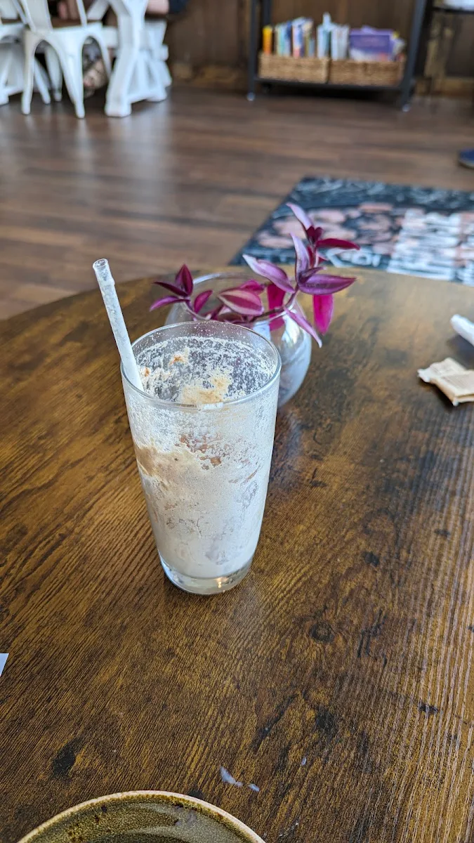 Iced Vanilla Chai Latte