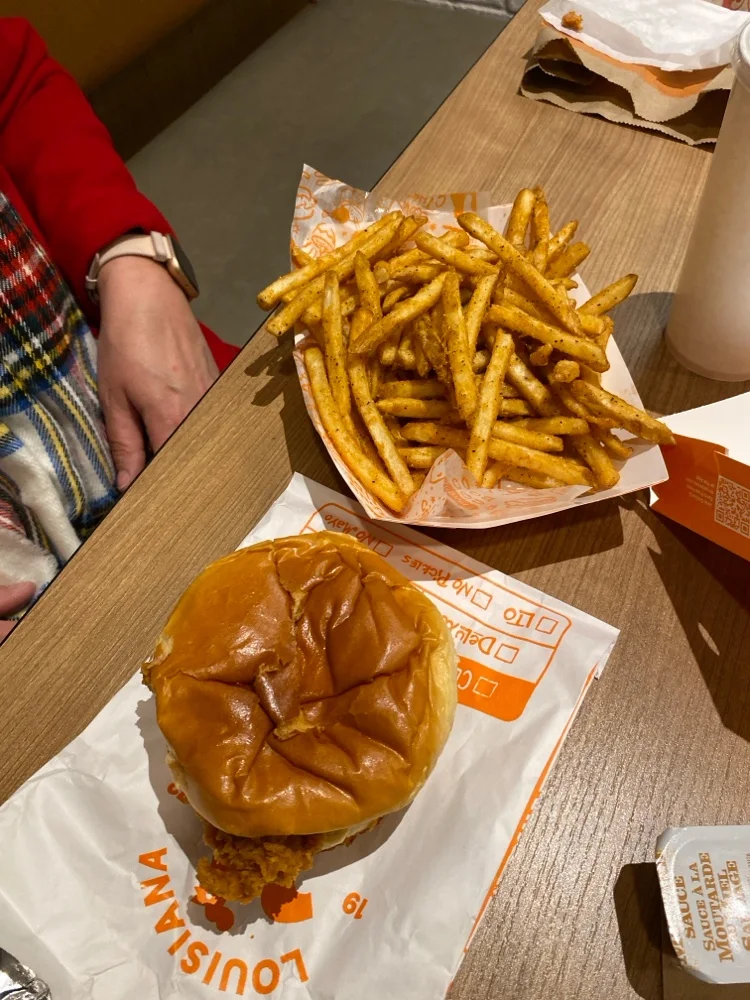 Original Chicken Sandwich Combo, Popeyes Louisiana Kitchen