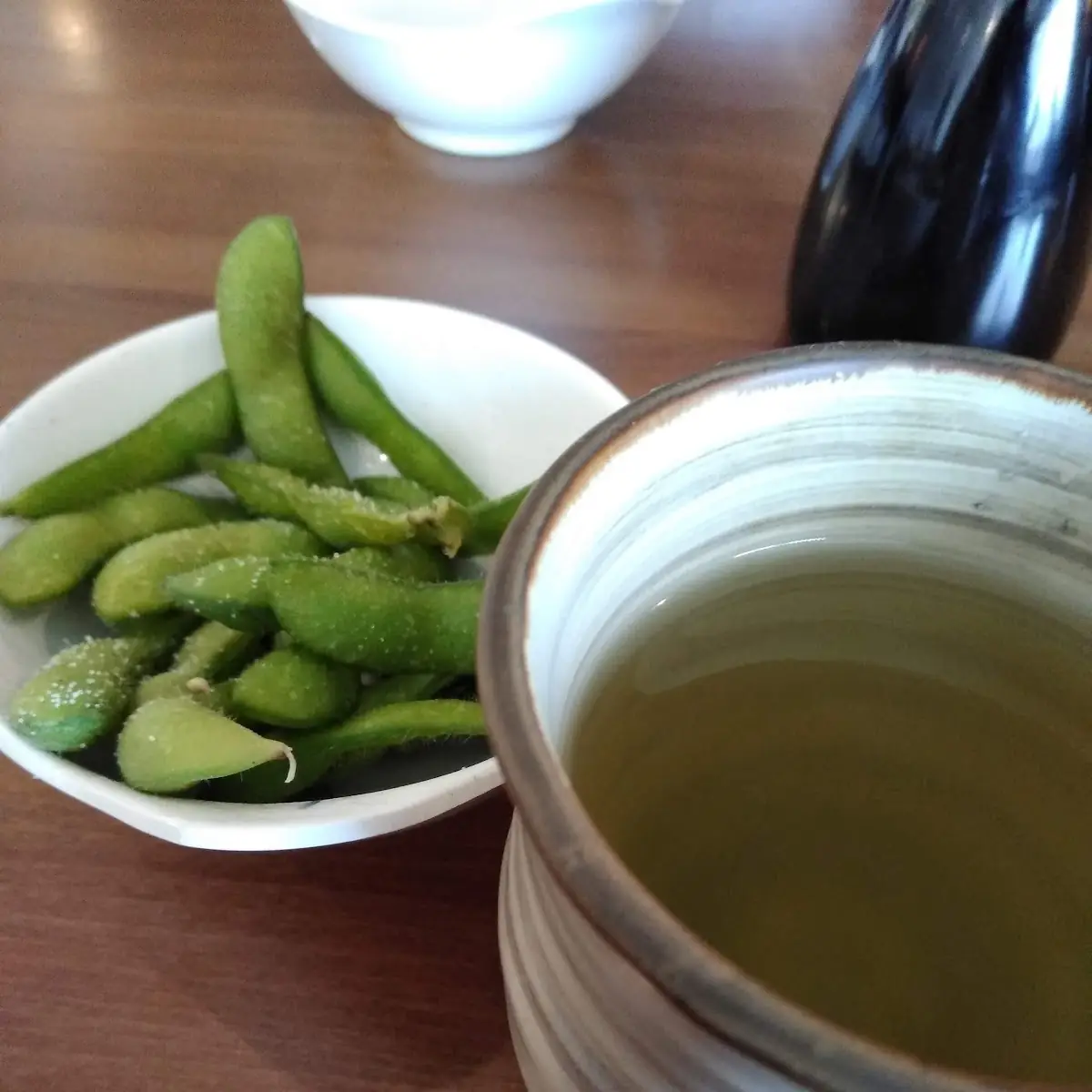 Hot Green Tea and Edamame