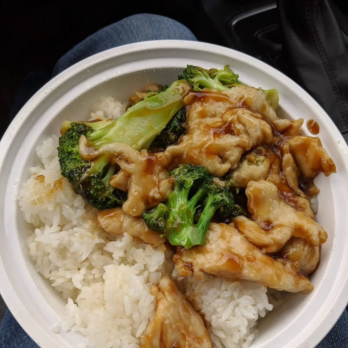 Chicken Broccoli w Garlic Sauce